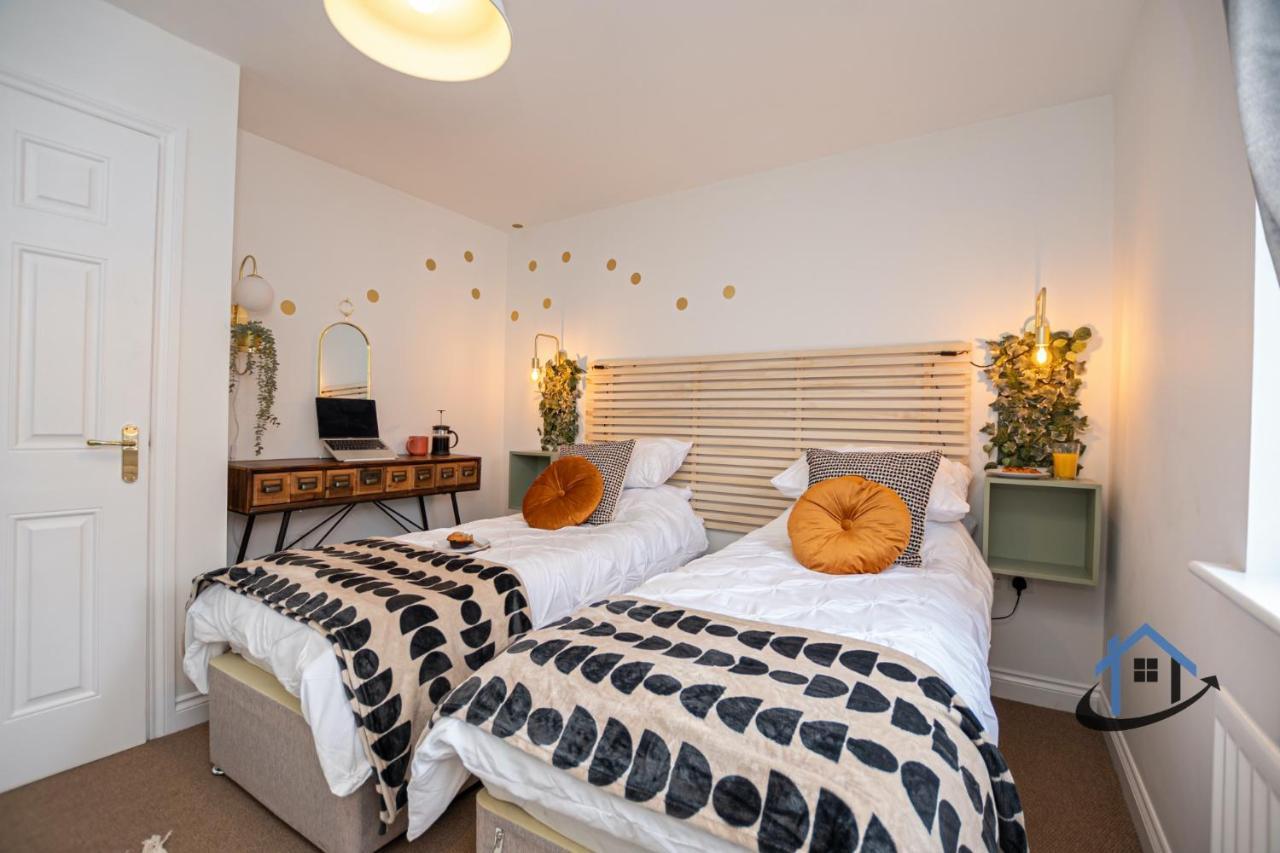 Ironside House, Thrapston King Or Twin Beds, Free Parking, Workspace, Corporates, Sleeps 8 Buitenkant foto