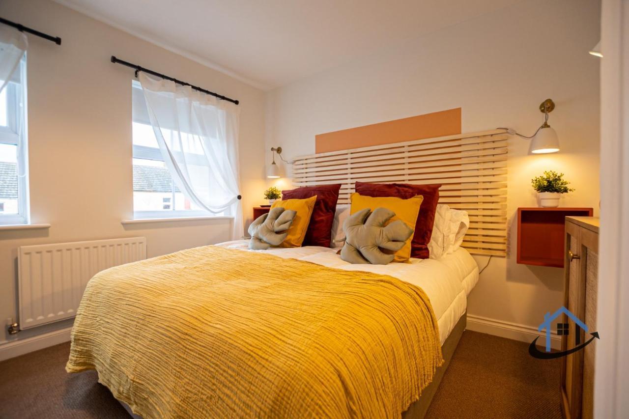 Ironside House, Thrapston King Or Twin Beds, Free Parking, Workspace, Corporates, Sleeps 8 Buitenkant foto